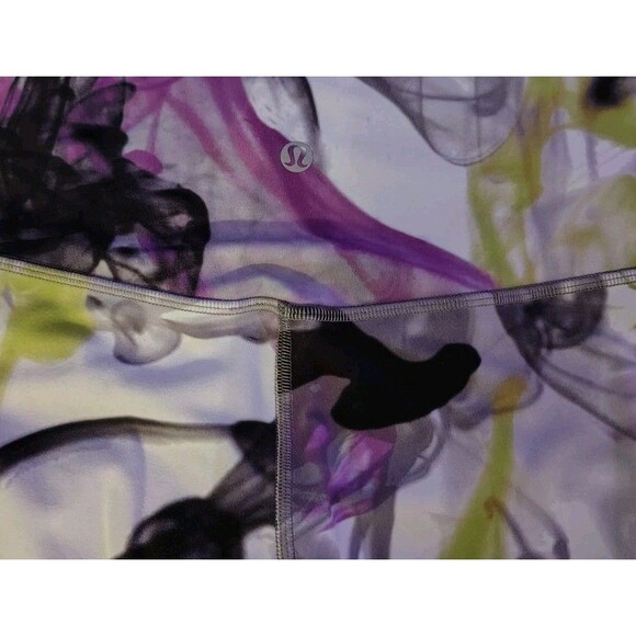 Lululemon Crop Leggings Size 10 High Rise Purple - Picture 4 of 5